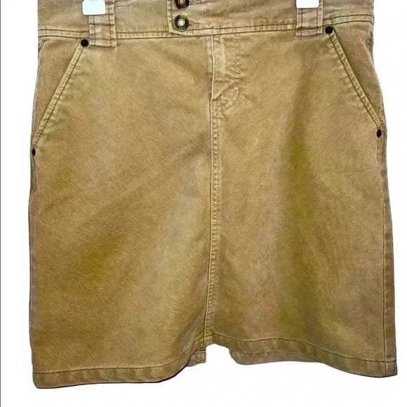 Women’s Gap Stretch Corduroy Mini Skirt Tan size 6 - Picture 3 of 10